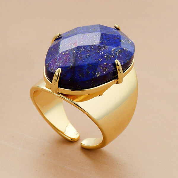 Bague couleur or avec pierre en Lapis-Lazuli